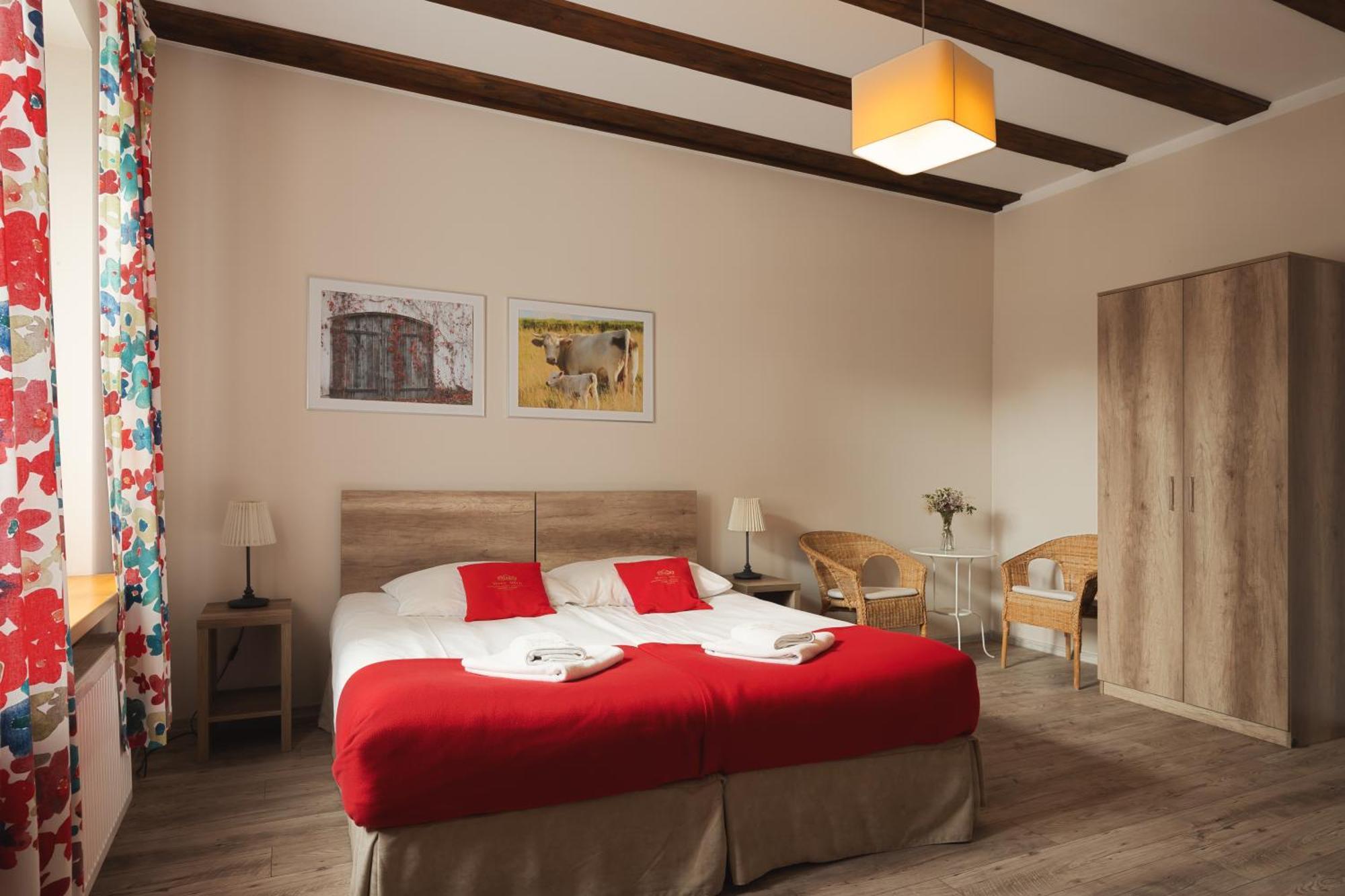 Hotel Stary Mlyn Strzeszyn Lubowo  Exterior foto