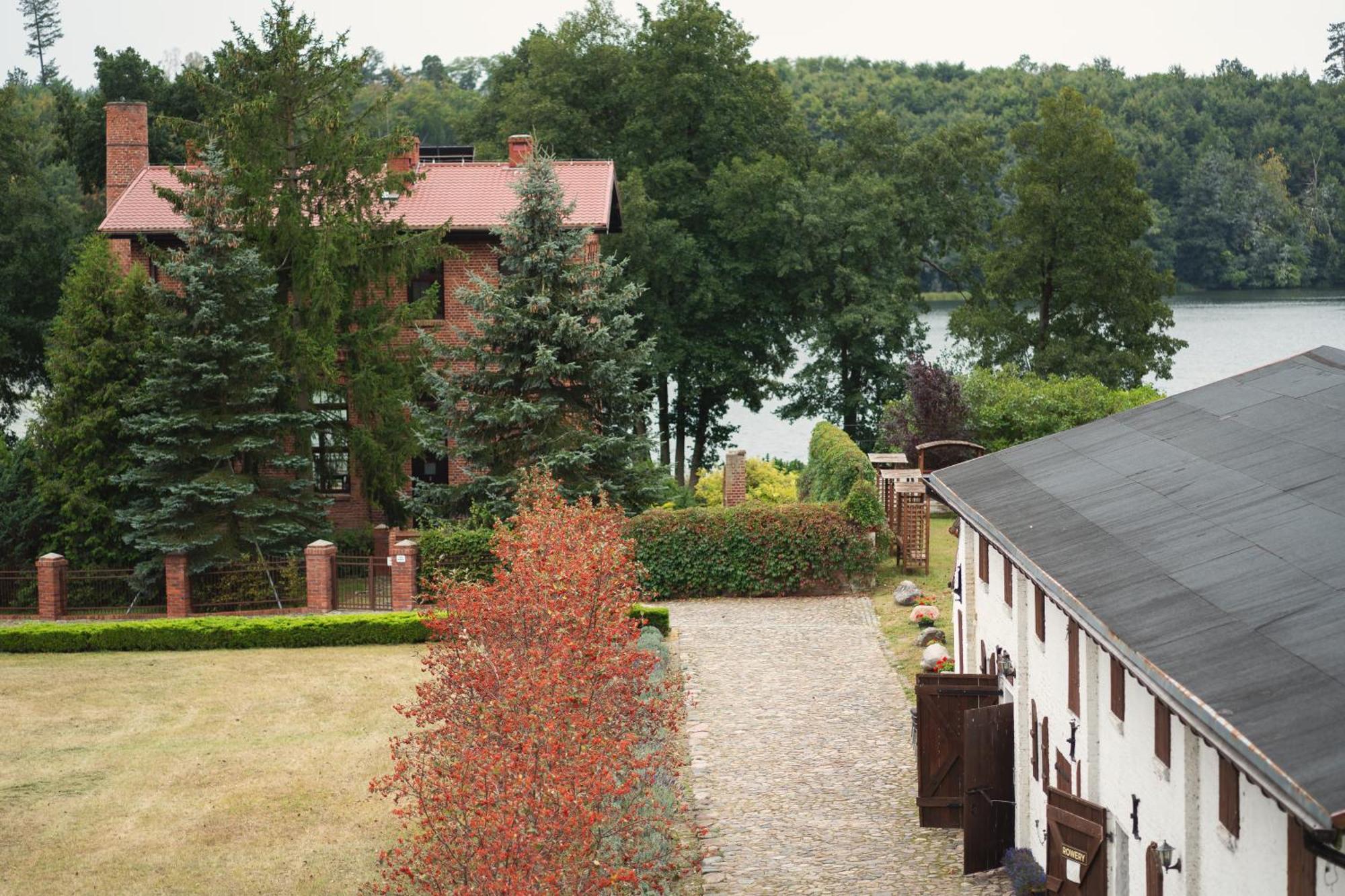 Hotel Stary Mlyn Strzeszyn Lubowo  Exterior foto